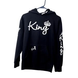 Black King Hooded sweatshirt Junior Medium Pullover Hoodie